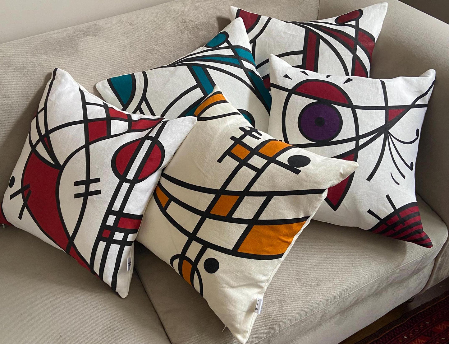 Luna cushion in crimson