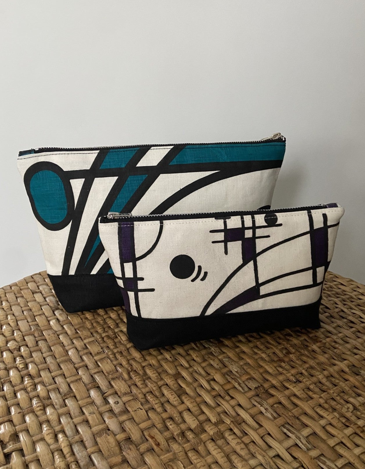 These wash bags are made from 100% screenprinted Irish linen and lined with an organic black cotton. Whether for travel or everyday use at home, they are generously sized to house your toiletries.
