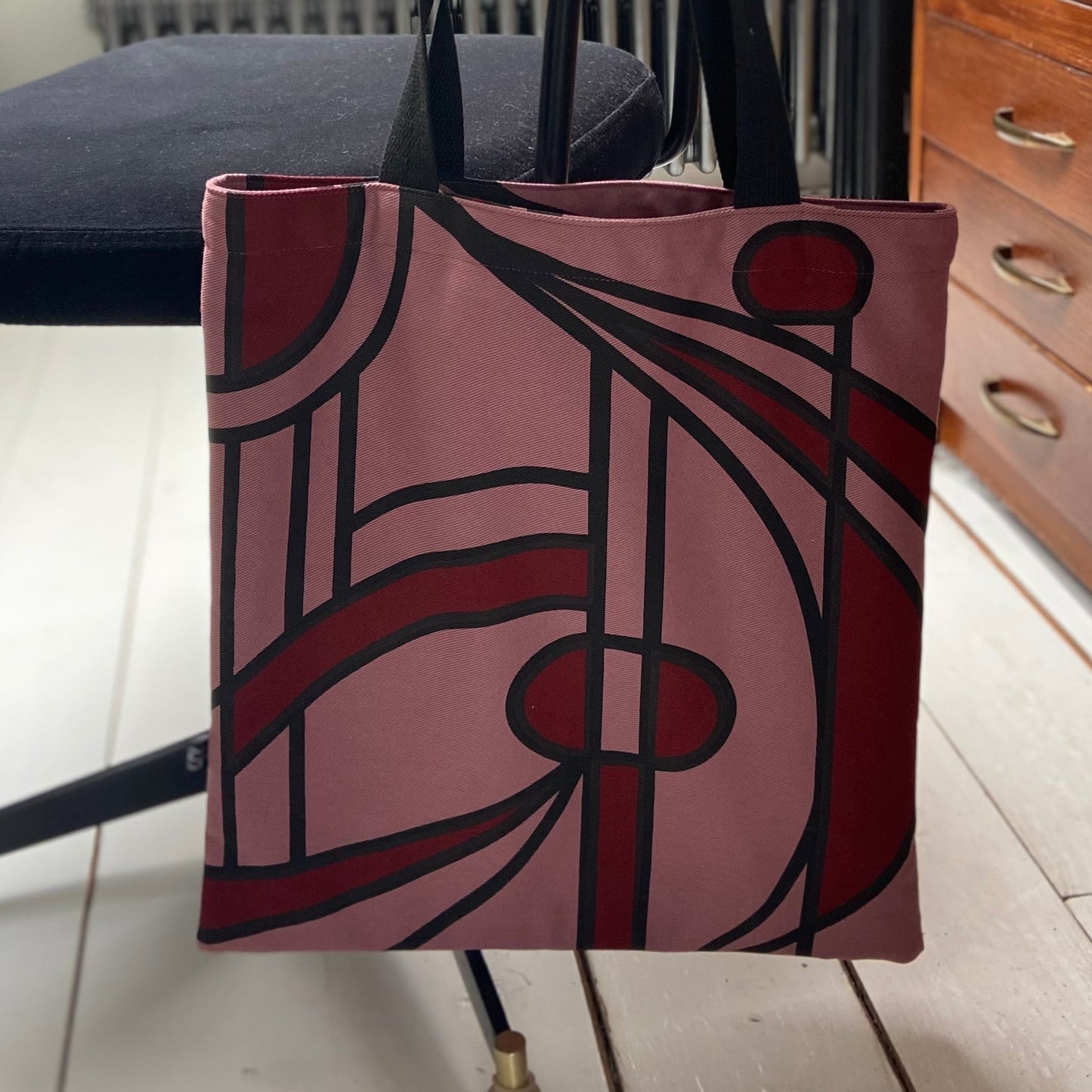 Foldable tote bag