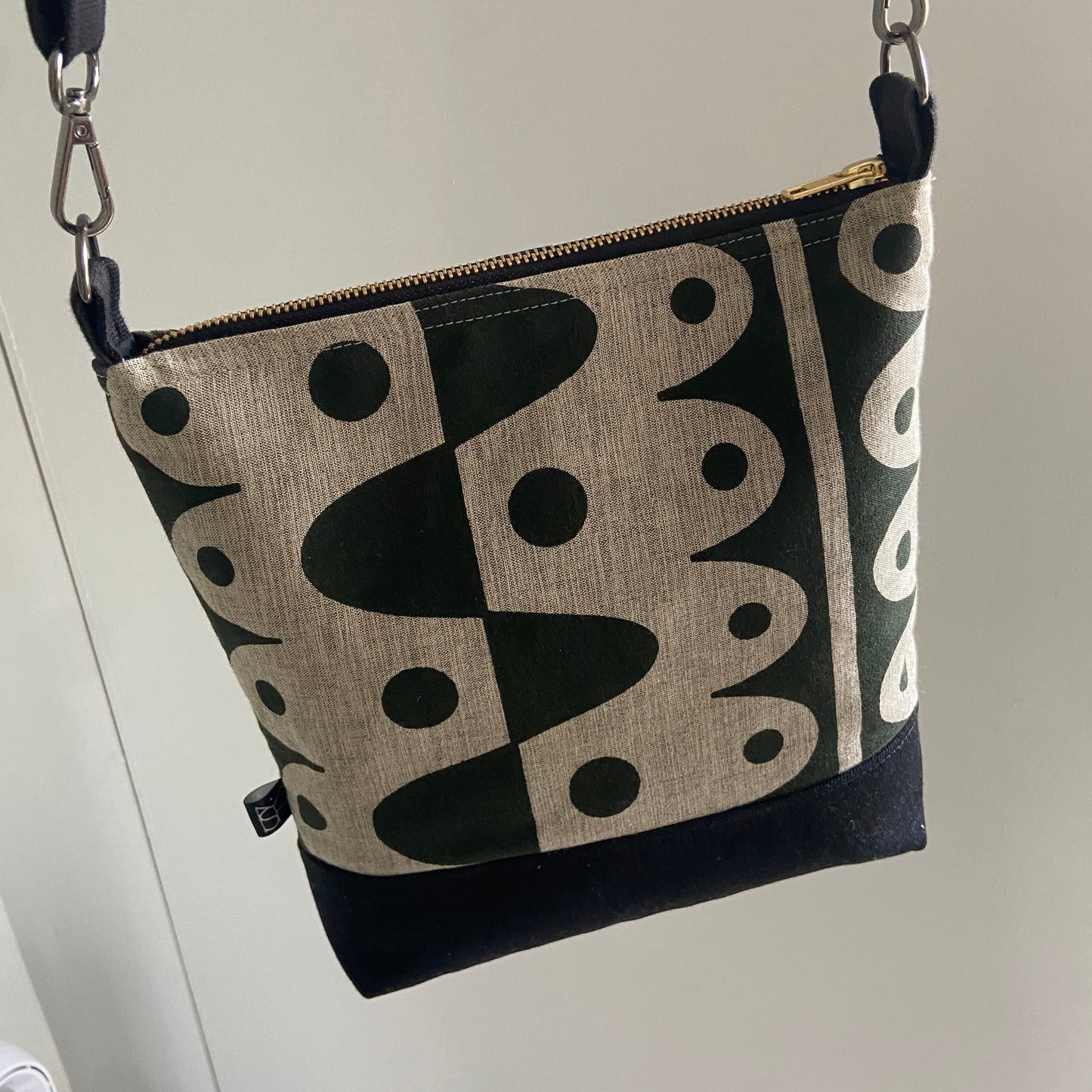 Rhythm Cross-body bag
