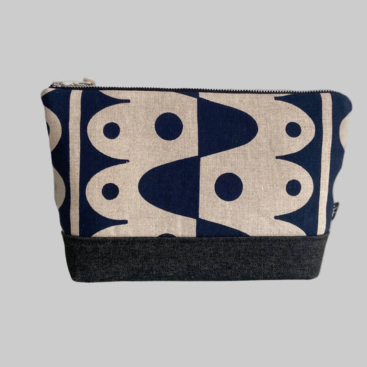 Rhythm large washbag in deep blue