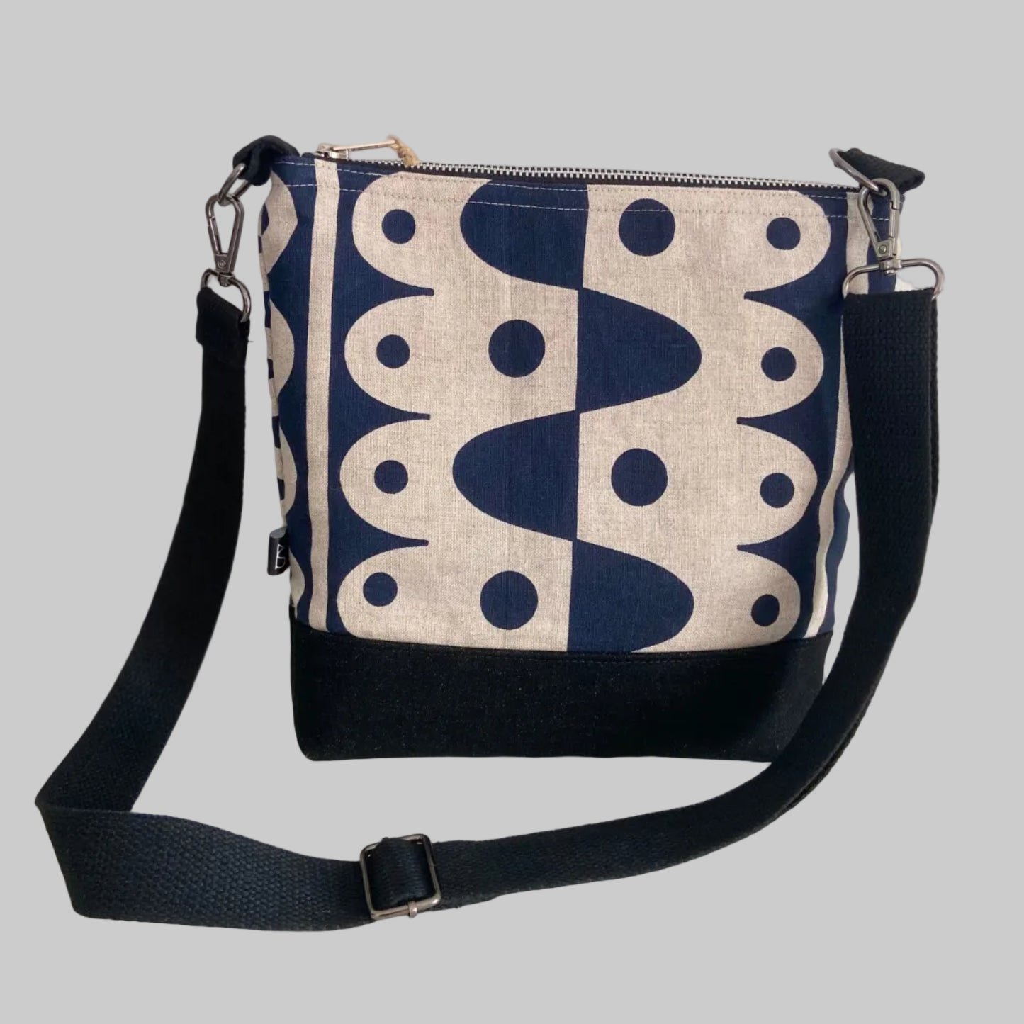 Rhythm Cross-body bag in deep blue