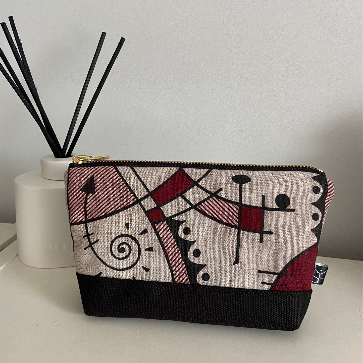 Jazz medium washbag in deep red