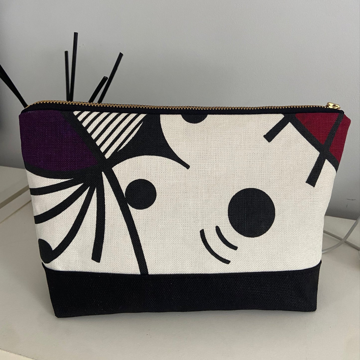 Thistle large washbag